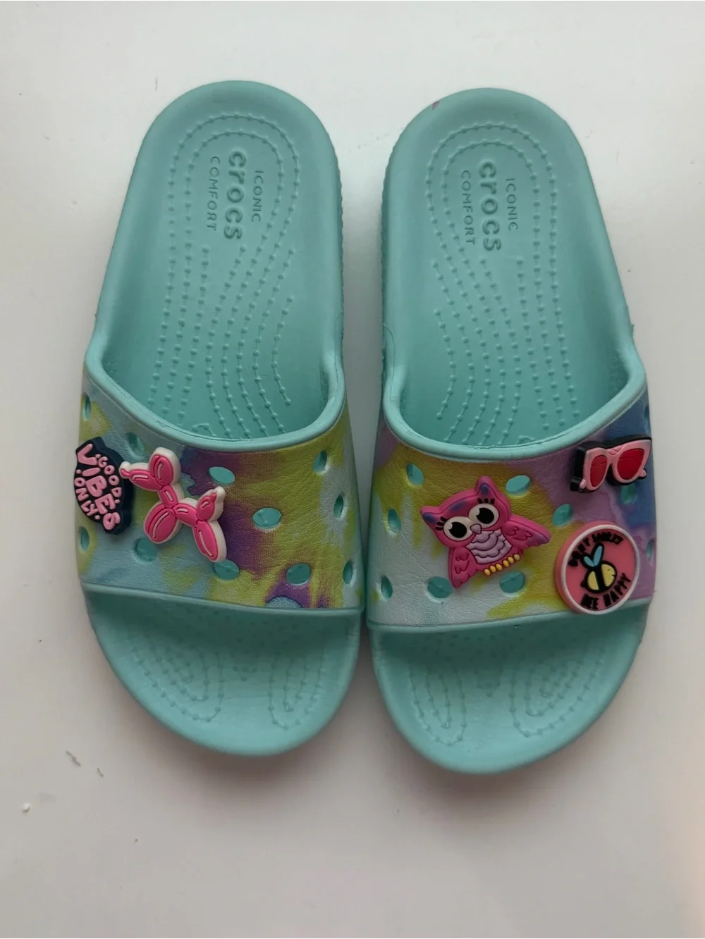 CROCS Kids Light Blue Tie-Dye Slide Sandals Size 12 w/charms